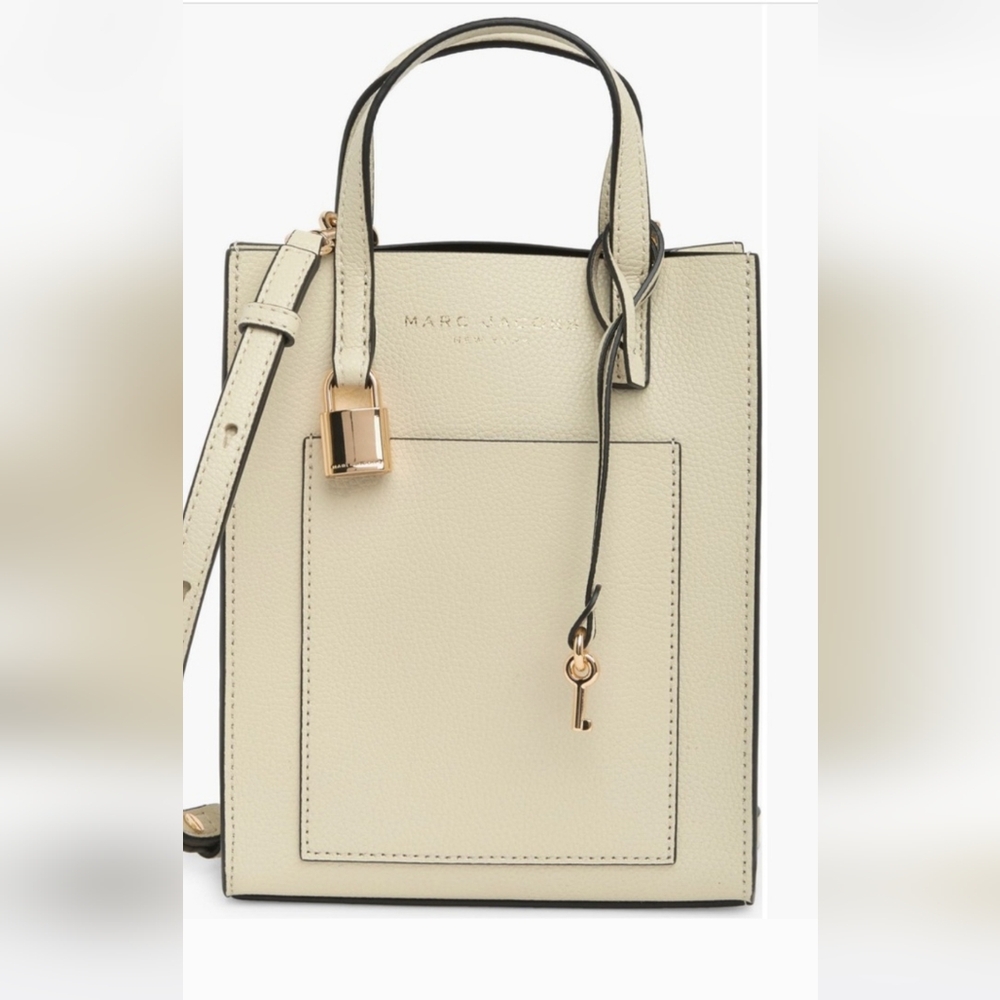 Marc Jacobs Micro Grind Tote/Crossbody NWOT And NWT Marc Jacobs Card Holder - Picture 6 of 13